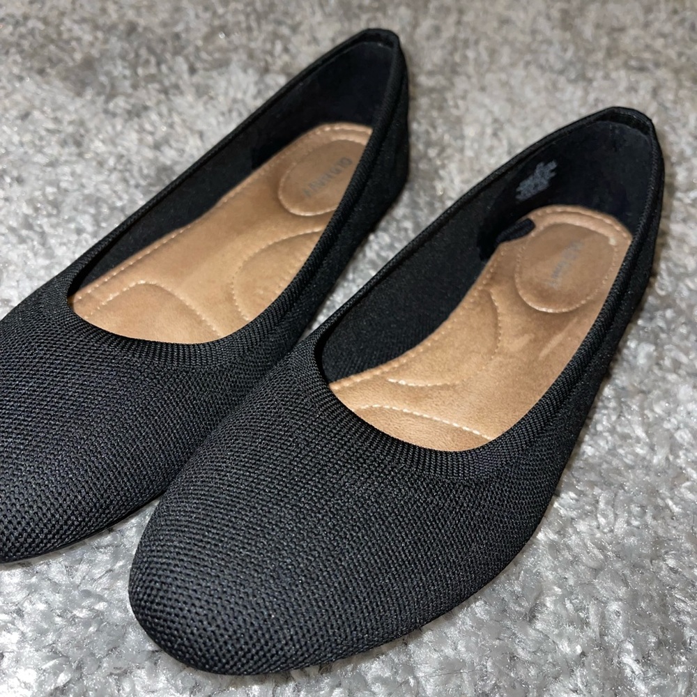 Old Navy Knit ballet flat